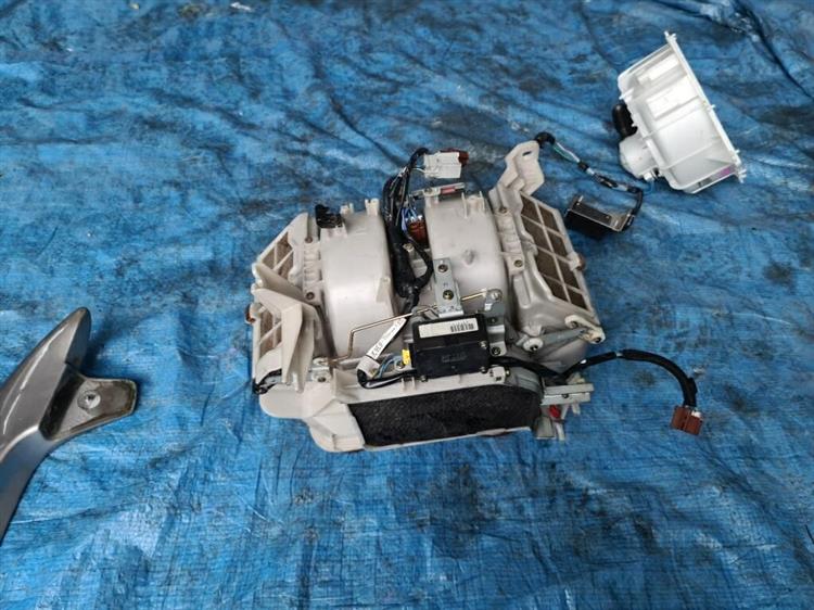 Мотор печки Хонда Легенд в Миассе 206136