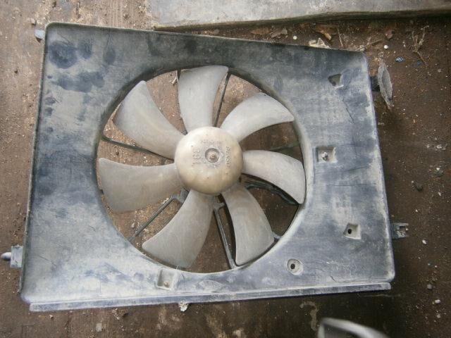 Диффузор радиатора Хонда Фит в Миассе 24057